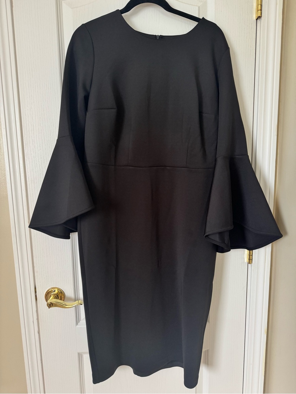 ELOQUII Plus Size Black Scuba Bell Sleeve Dress Size 14 Classic